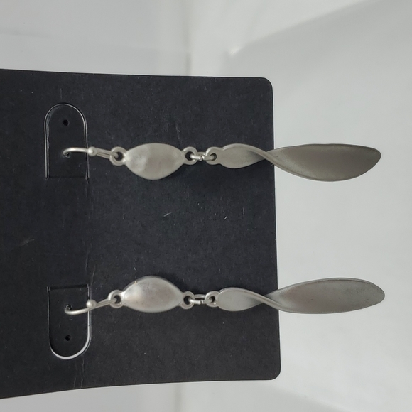 Halogen silver twisted dangle earrings - Picture 2 of 3